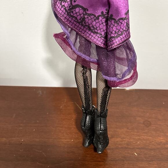 Ever After High Doll Raven Queen First Chapter Mattel - Picture 8 of 9